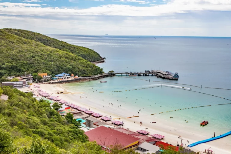 เที่ยวเกาะล้าน 2 วัน 1 คืน ด้วยรถส่วนตัว 2025